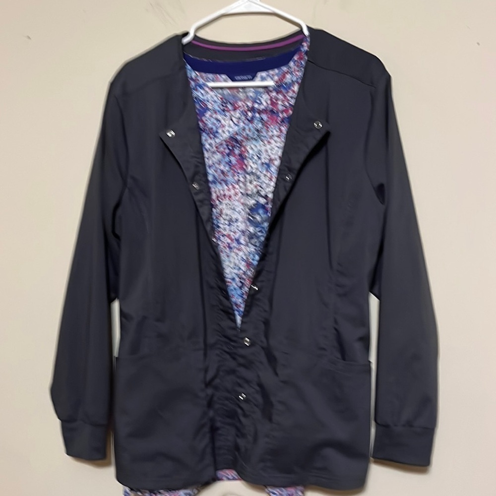 Healing hands scrub jacket. Charcoal, sz xl